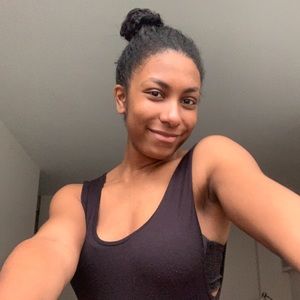 Meet your Posher, Jasmine